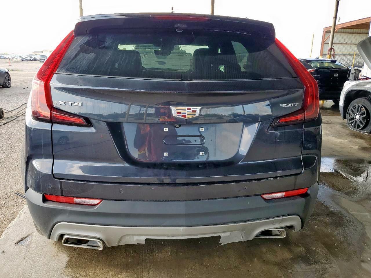 2022 Cadillac Xt4 Premium Luxury - Image 6