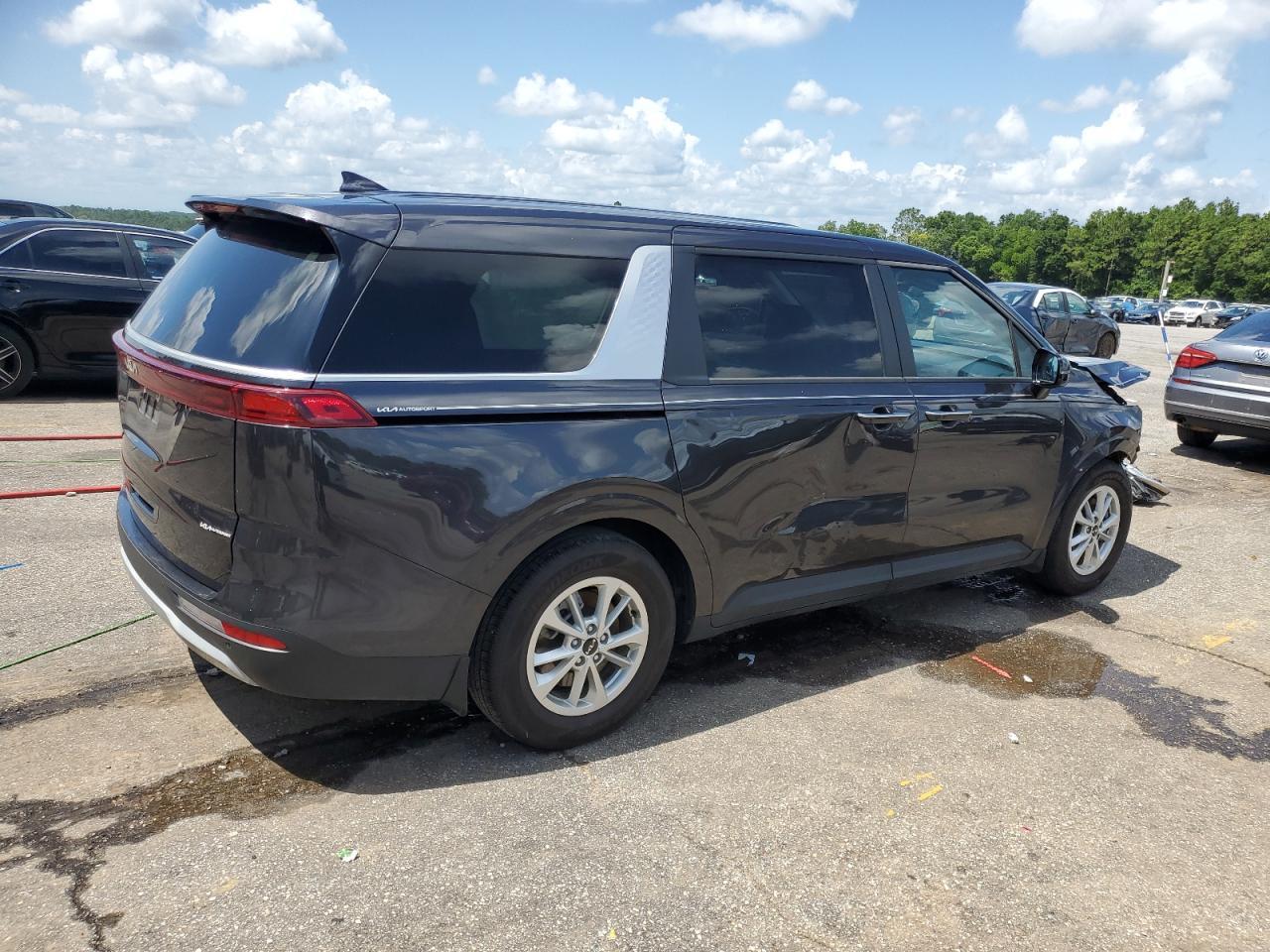2023 Kia Carnival Lx - Image 3