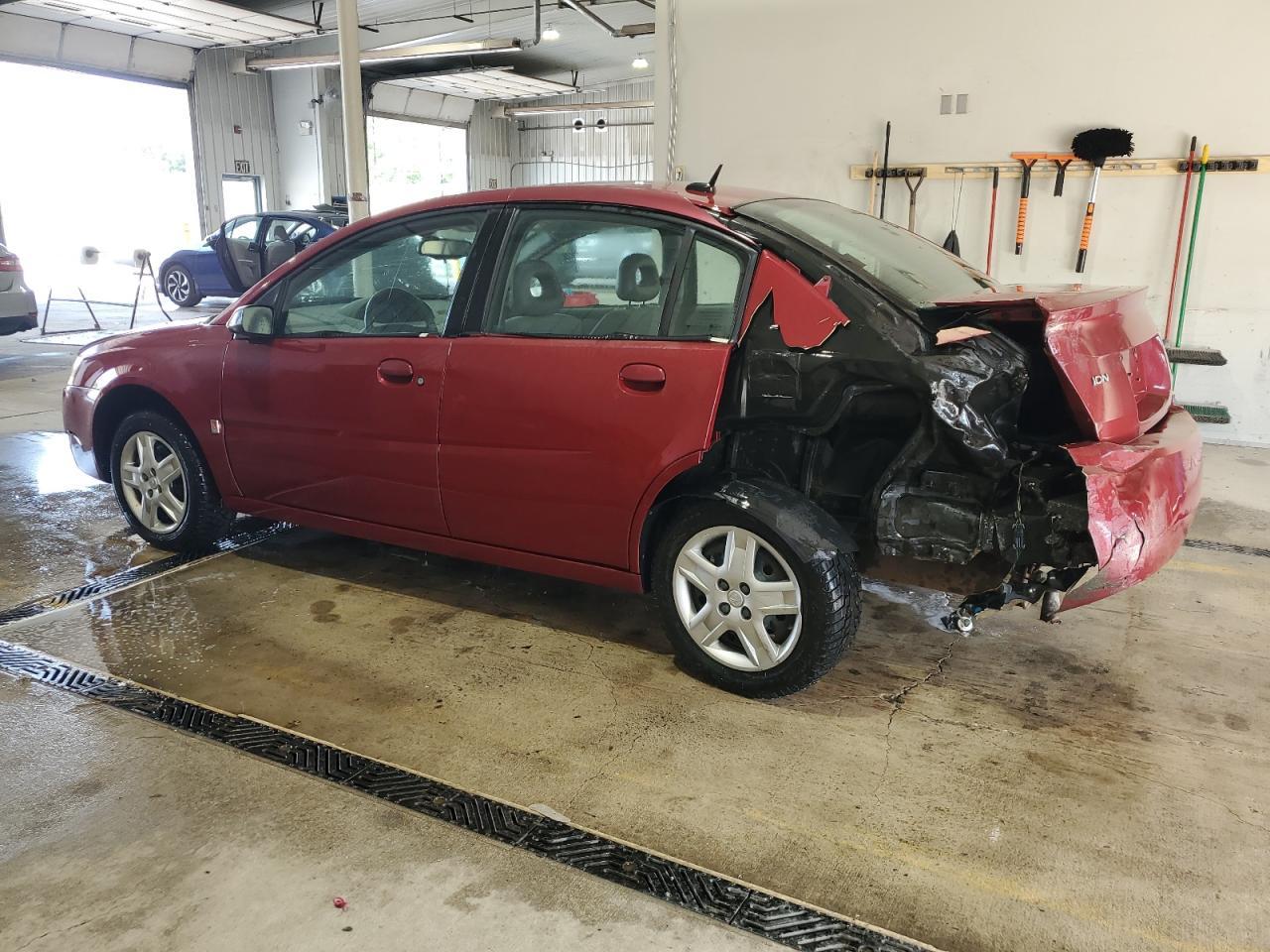 2007 Saturn Ion Level 2 - Image 2
