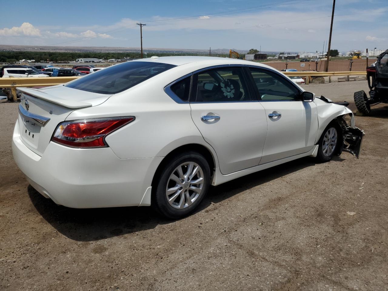 2015 Nissan Altima 2.5 - Фото 3