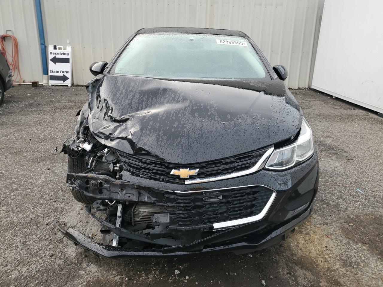 2017 Chevrolet Cruze Ls - Фото 5