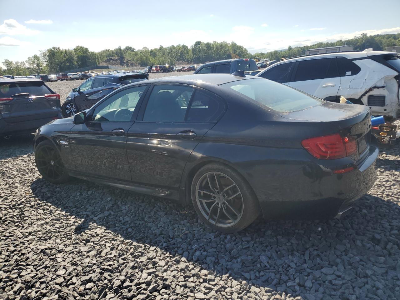 2012 BMW 550 Xi - Фото 2