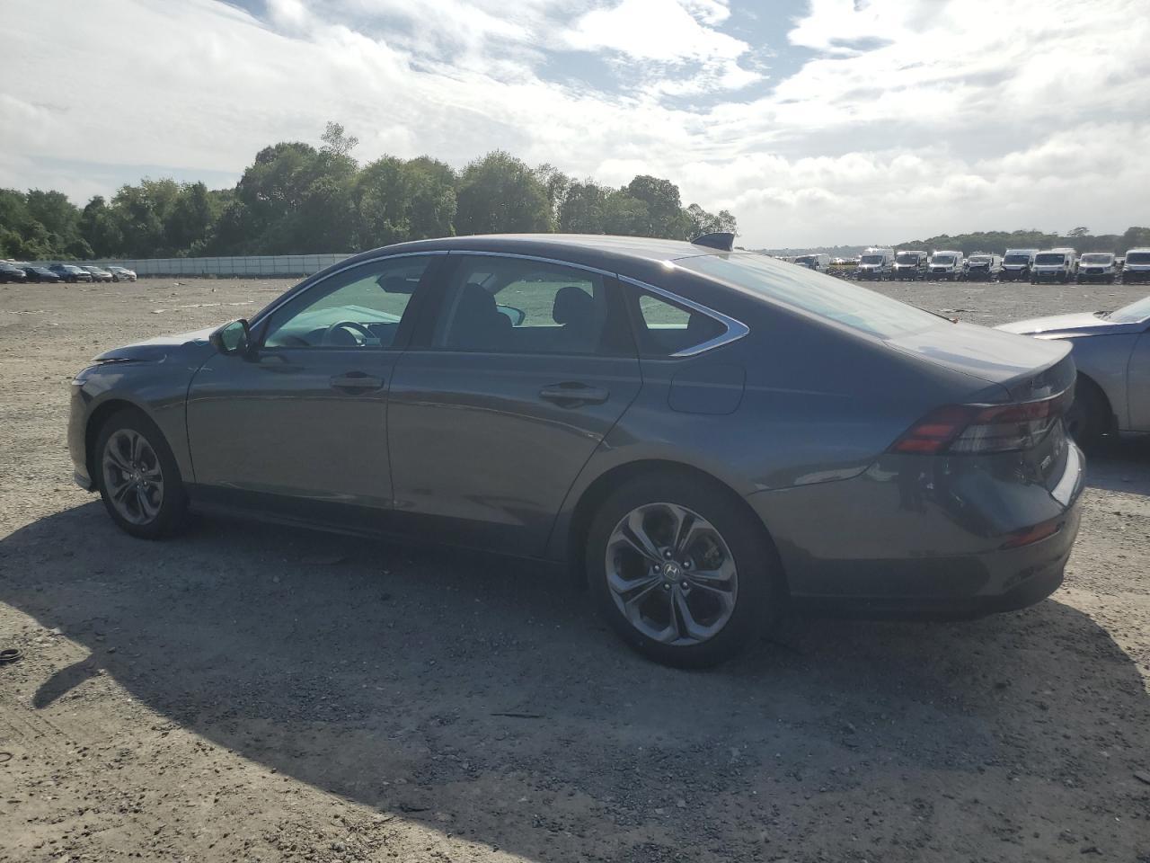 2023 Honda Accord Ex - Image 2