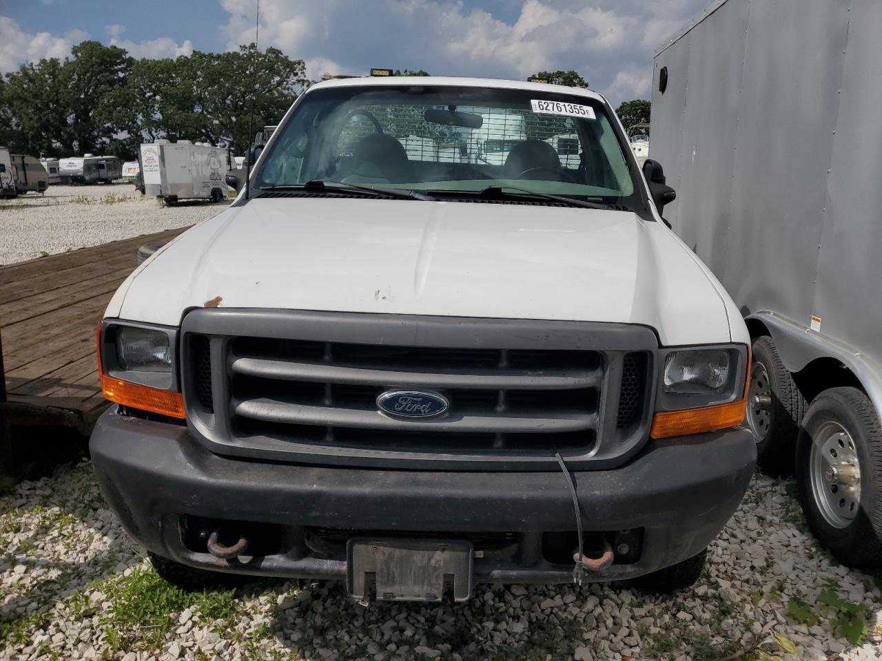 2000 Ford Super Duty F-350 W/D - Фото 5