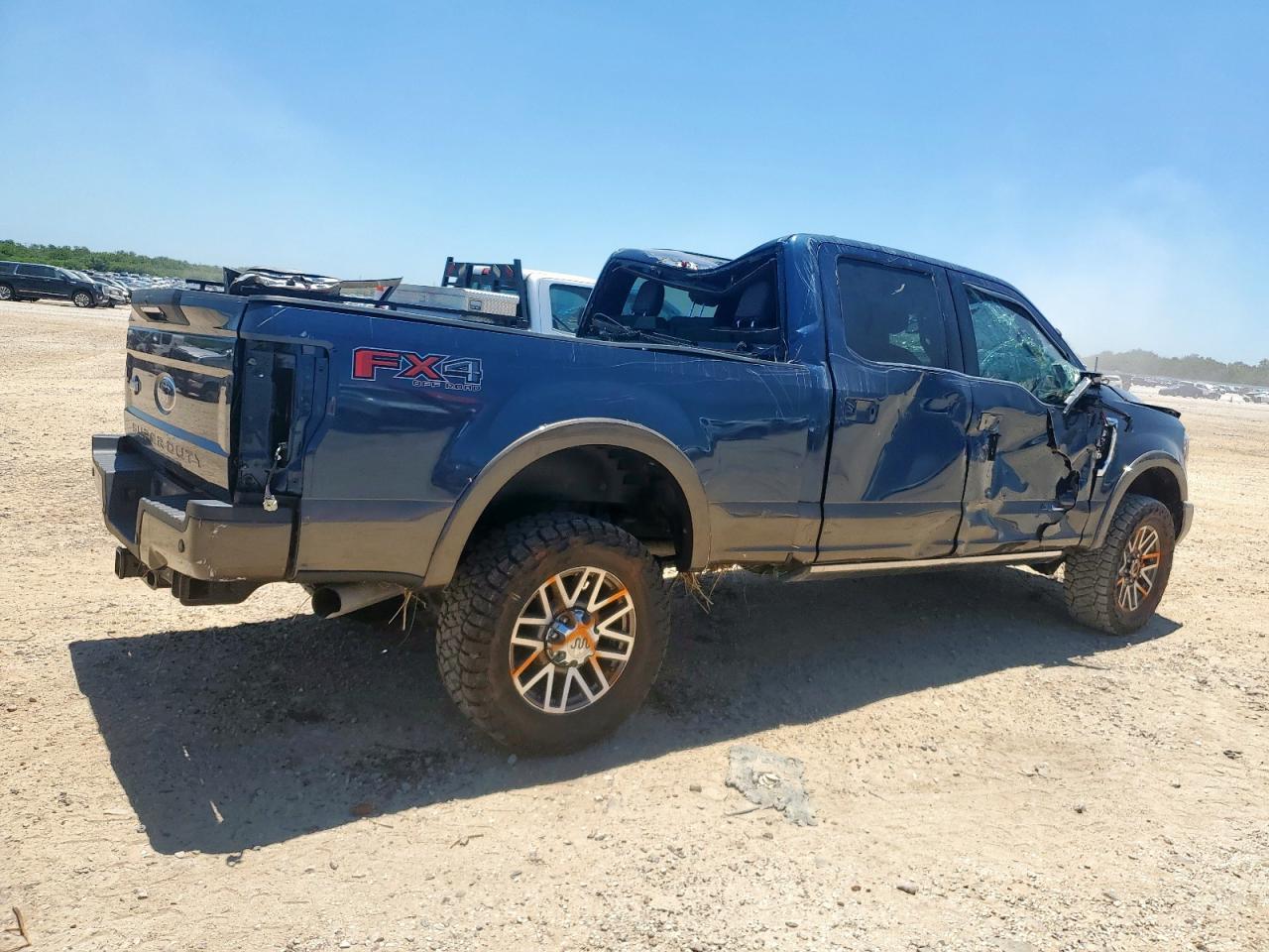 2017 Ford F250 Super Duty - Image 3