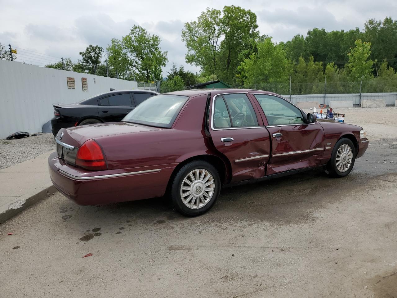 2010 Mercury Grand Marquis Ls - Фото 3