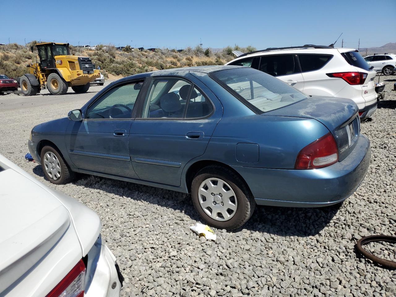 2001 Nissan Sentra Xe - Фото 2