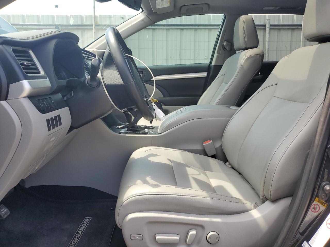 2018 Toyota Highlander Se - Фото 7