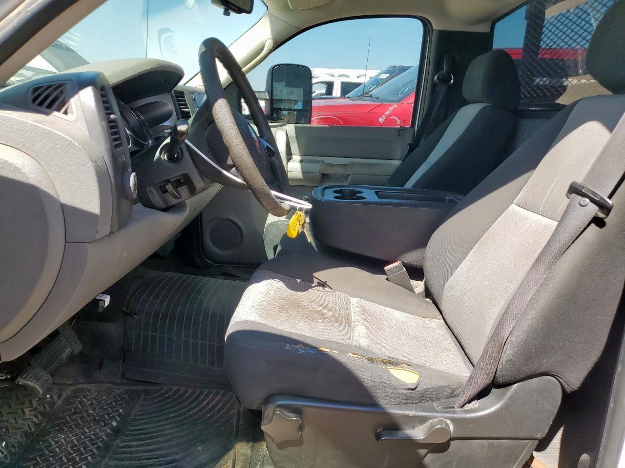 2008 Chevrolet Silverado C2500 Heavy Duty - Фото 7