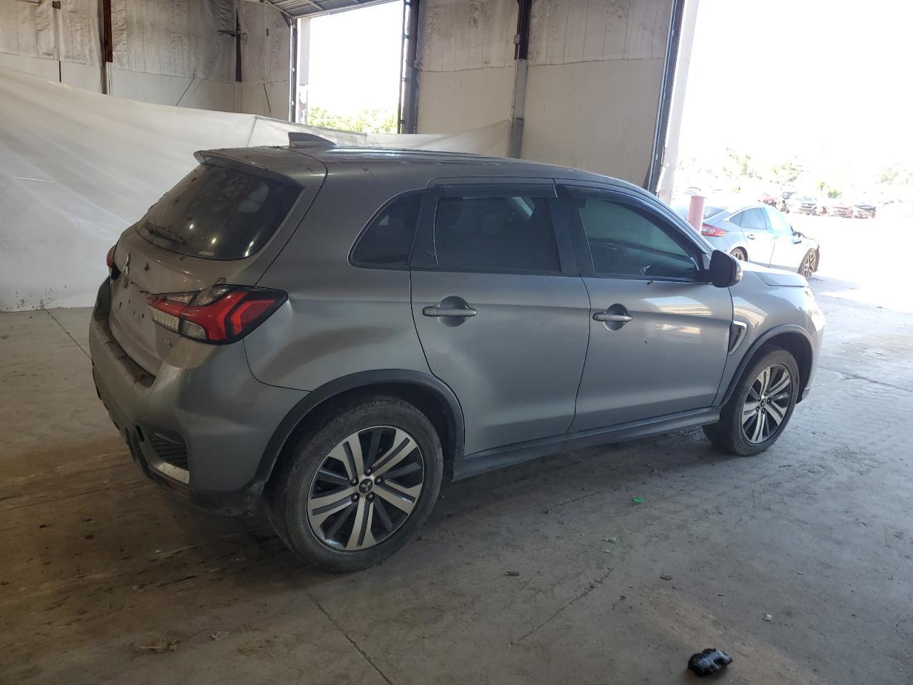 2020 Mitsubishi Outlander Sport Es - Фото 3