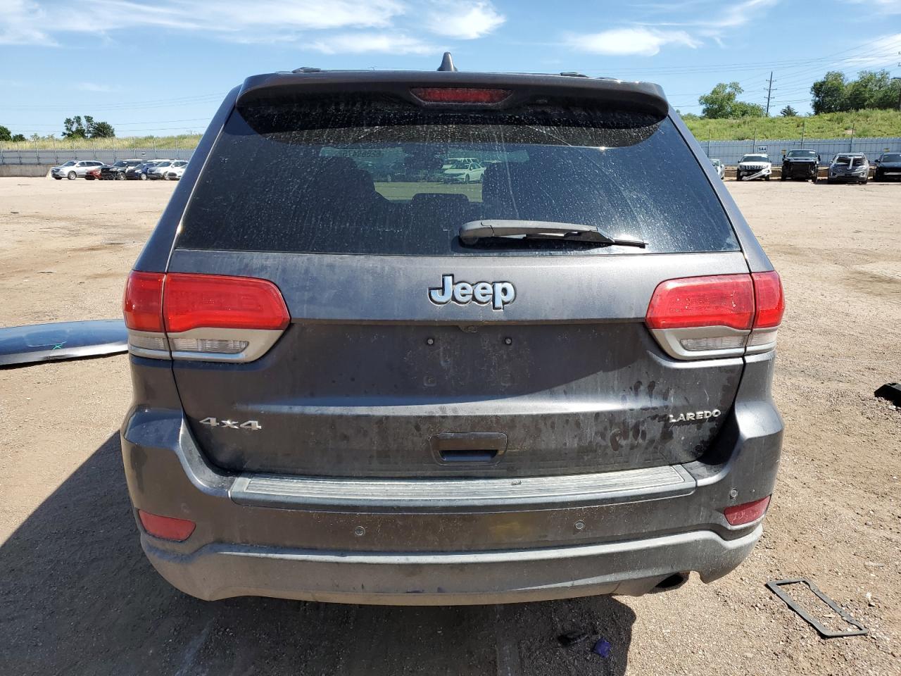 2017 Jeep Grand Cherokee Laredo - Image 6