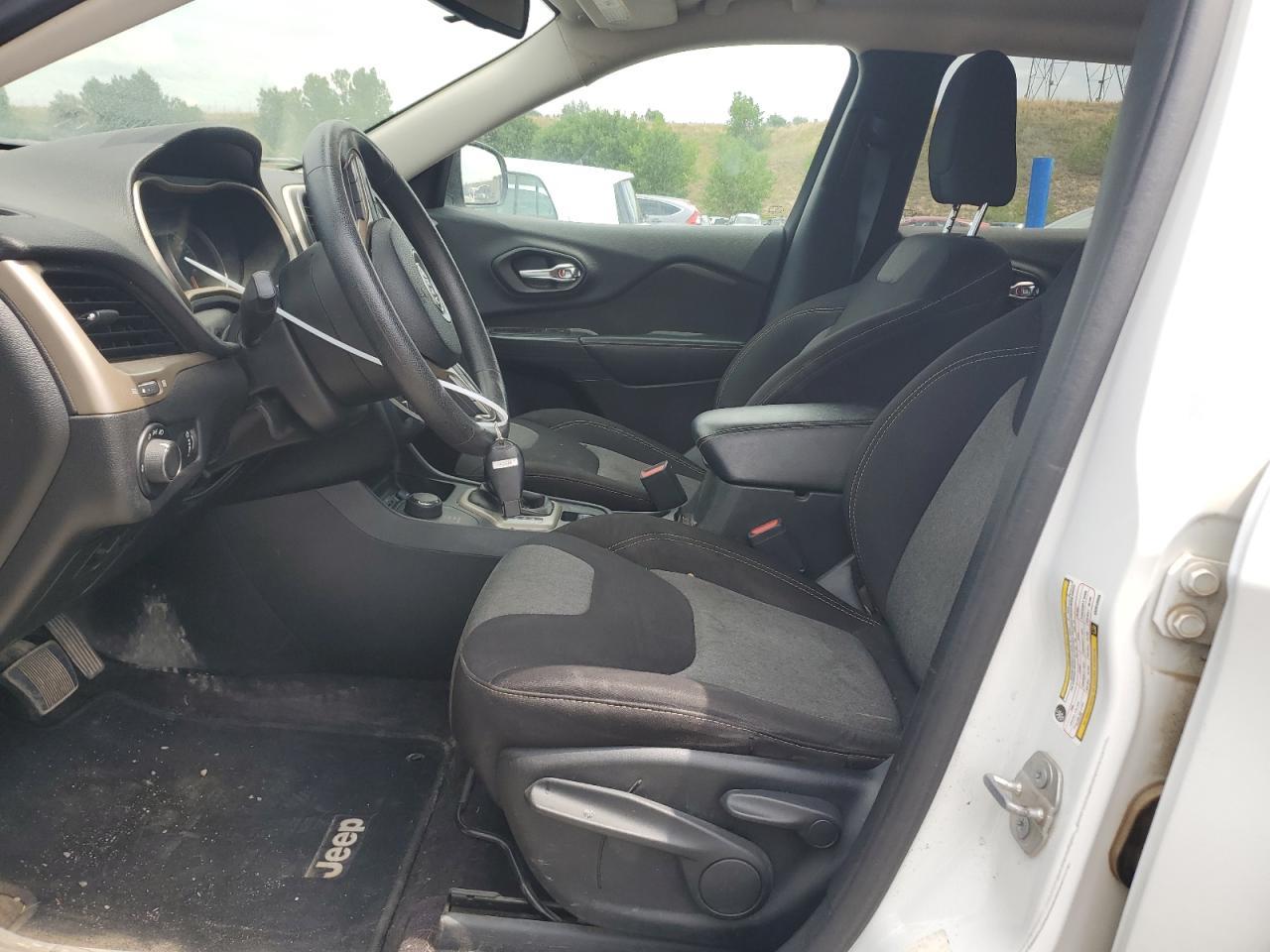 2016 Jeep Cherokee Sport - Фото 7