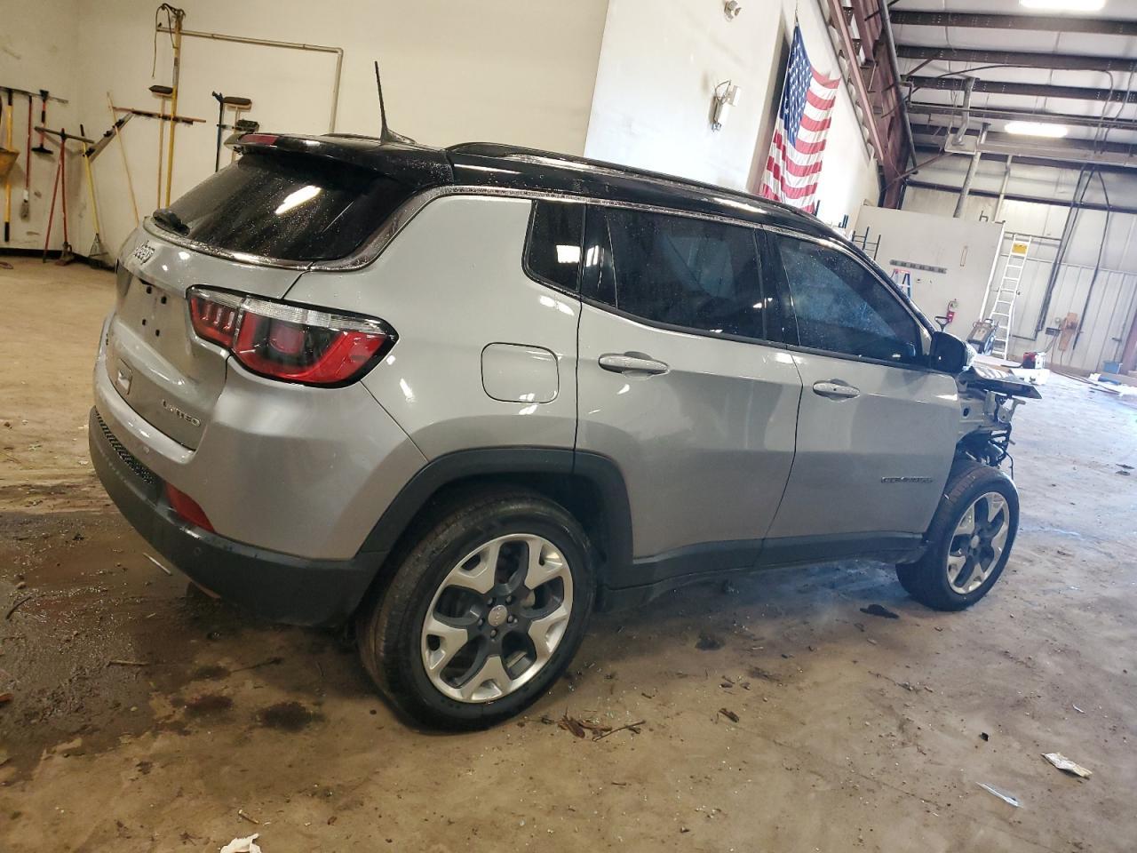 2019 Jeep Compass Limited - Image 3