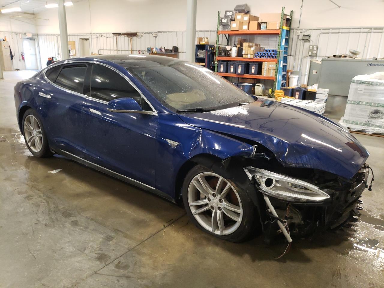 2015 Tesla Model S 70D - Фото 4