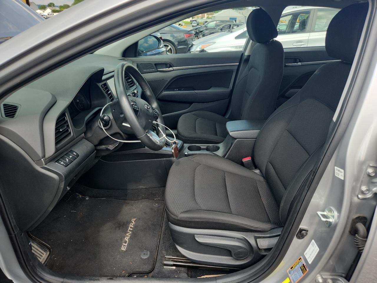 2020 Hyundai Elantra Sel - Фото 7