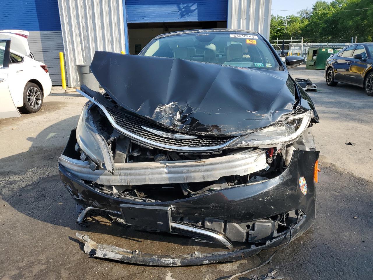2015 Chrysler 200 C - Фото 5