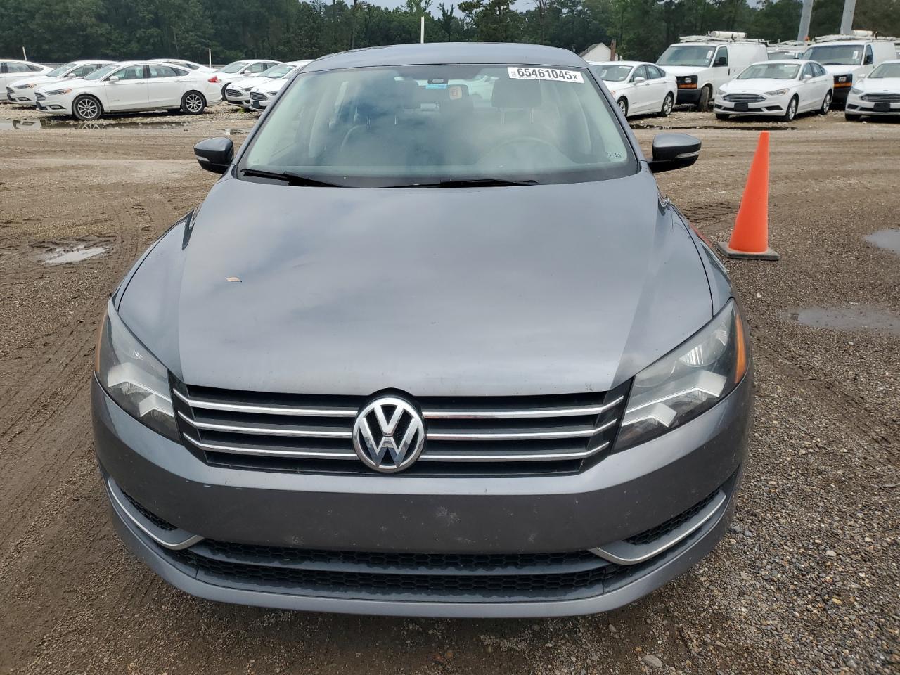 2014 Volkswagen Passat S - Фото 5
