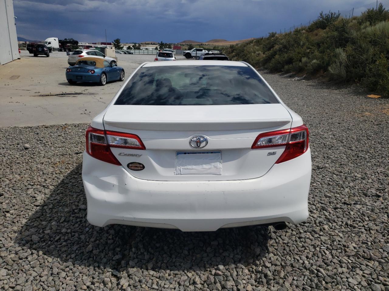 2012 Toyota Camry Se - Фото 6