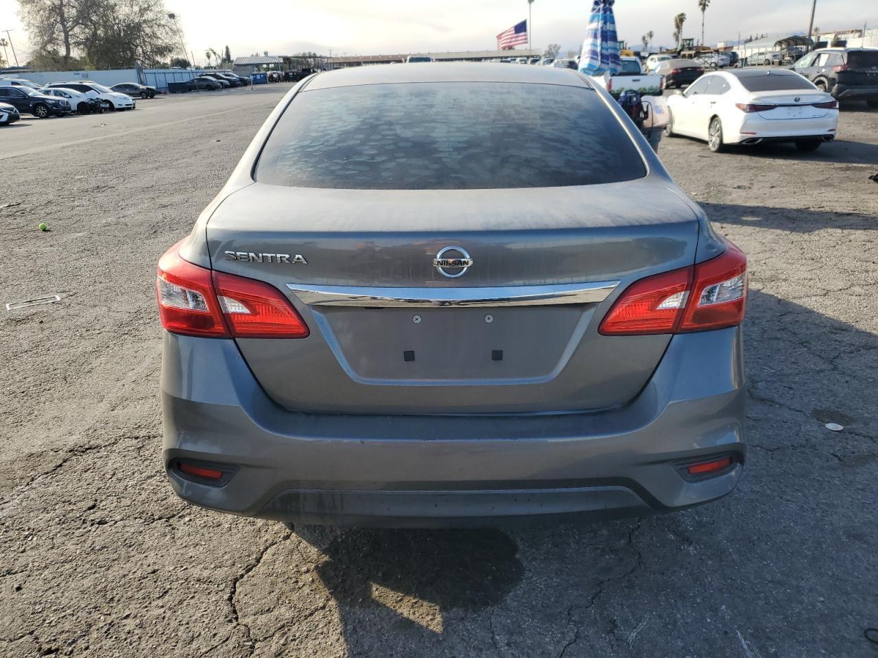 2019 Nissan Sentra S - Image 6