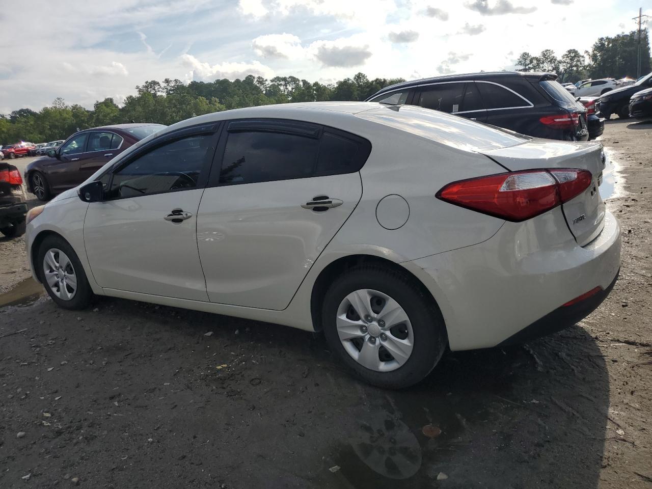 2015 Kia Forte Lx - Image 2