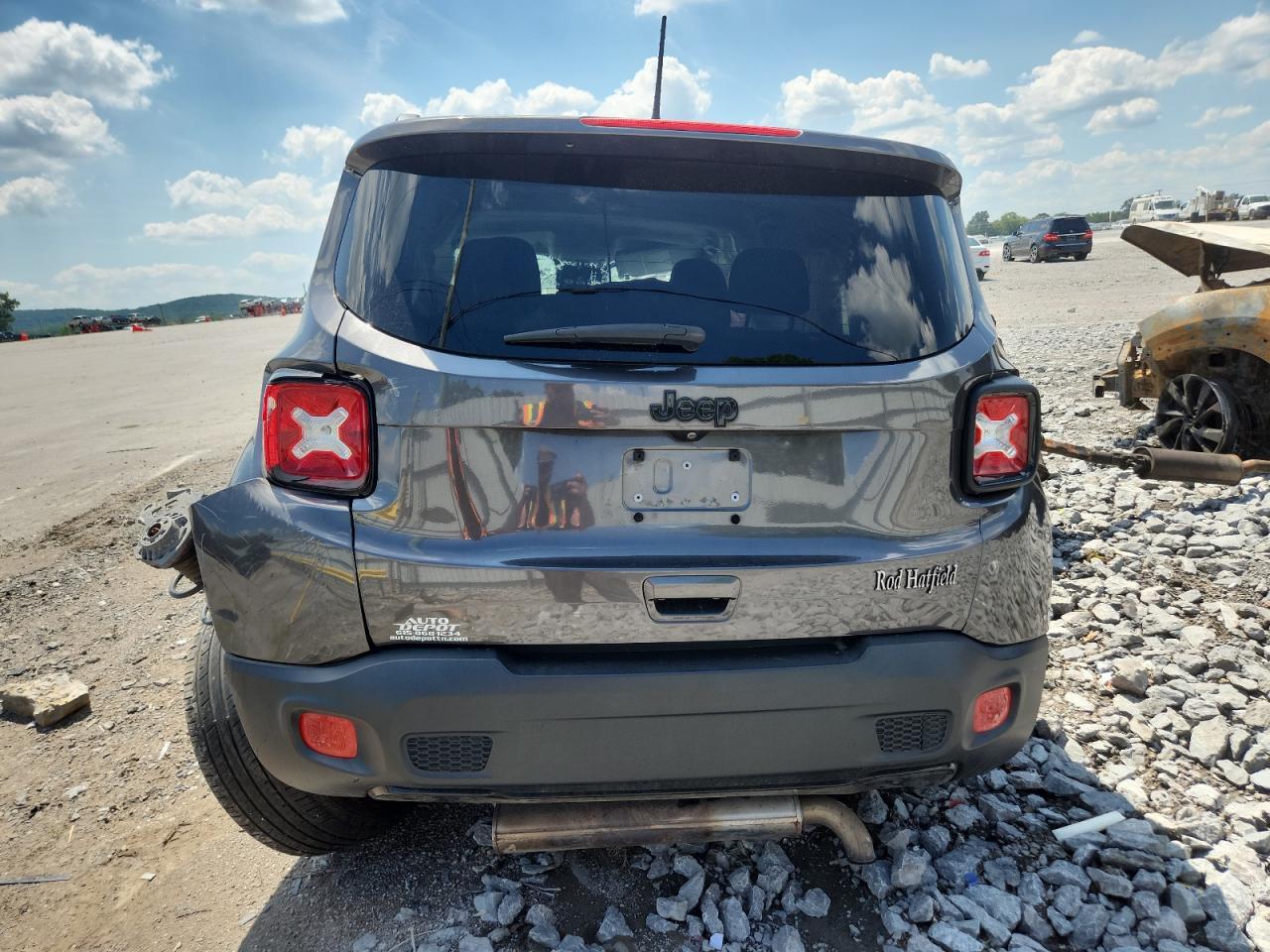 2018 Jeep Renegade Latitude - Image 6