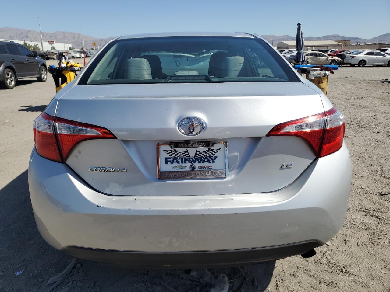 2015 Toyota Corolla L - Фото 6