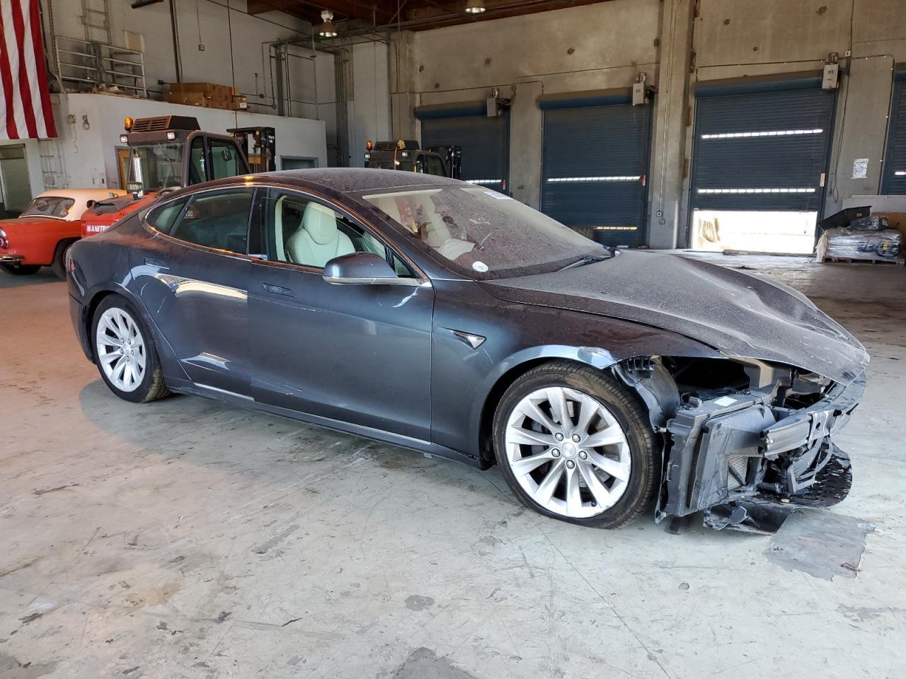 2018 Tesla Model S - Фото 4