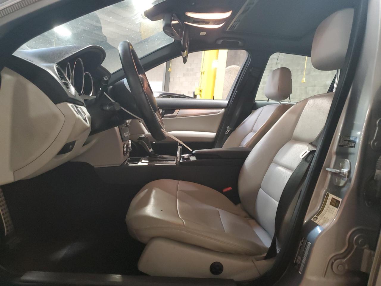 2012 Mercedes-Benz C 300 4Matic - Image 7