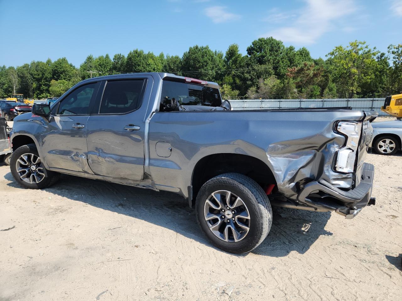 2021 Chevrolet Silverado K1500 Rst - Фото 2