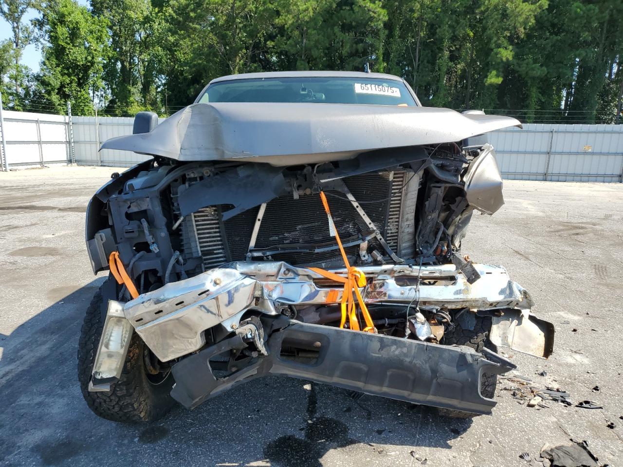 2006 Chevrolet Silverado K2500 Heavy Duty - Image 5