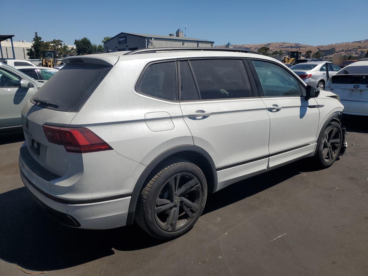 2024 Volkswagen Tiguan Se R-Line Black - Фото 3