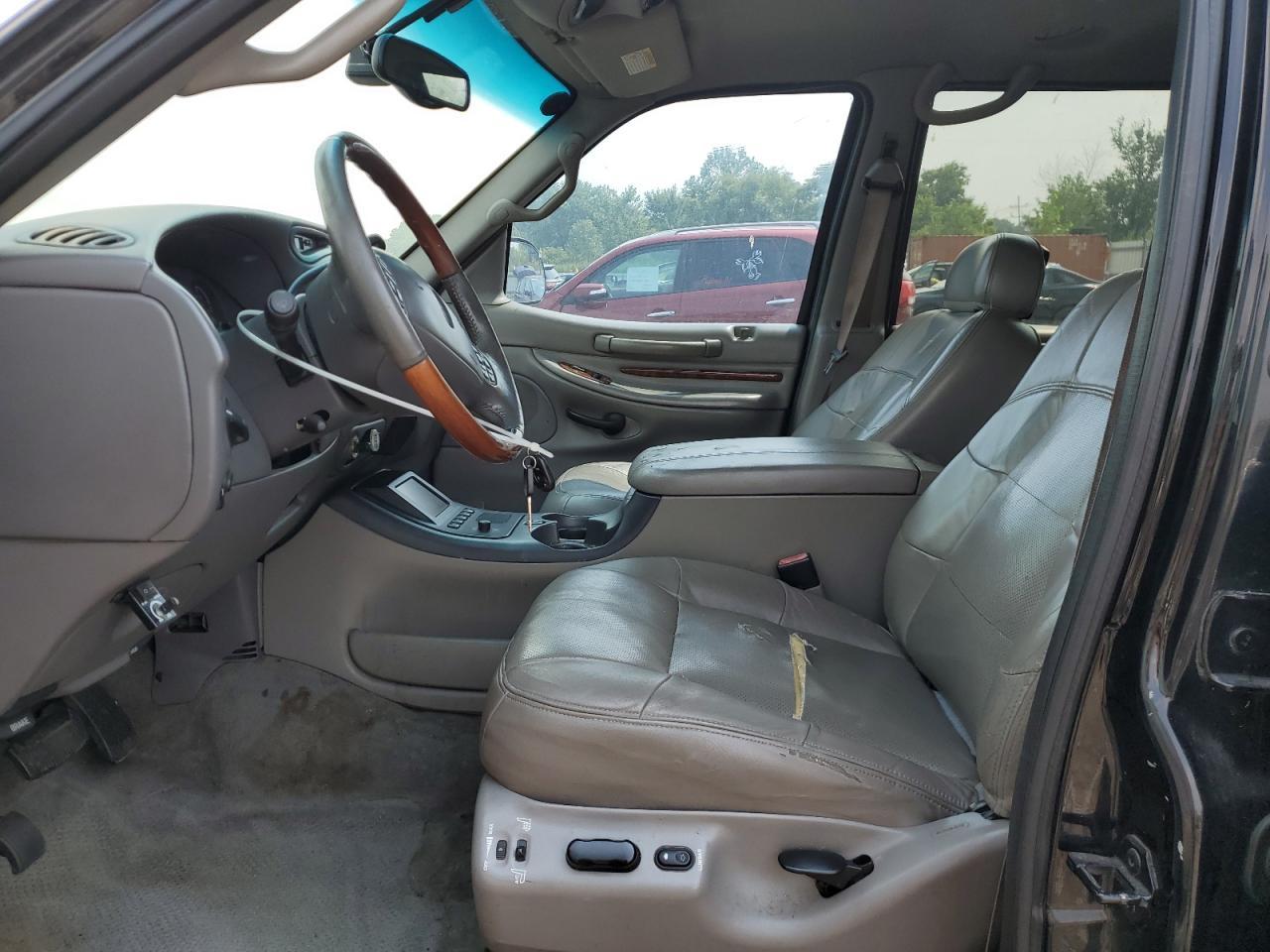 2001 Lincoln Navigator - Image 7