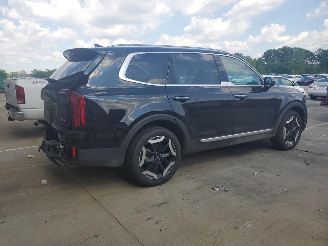 2024 Kia Telluride S - Image 3