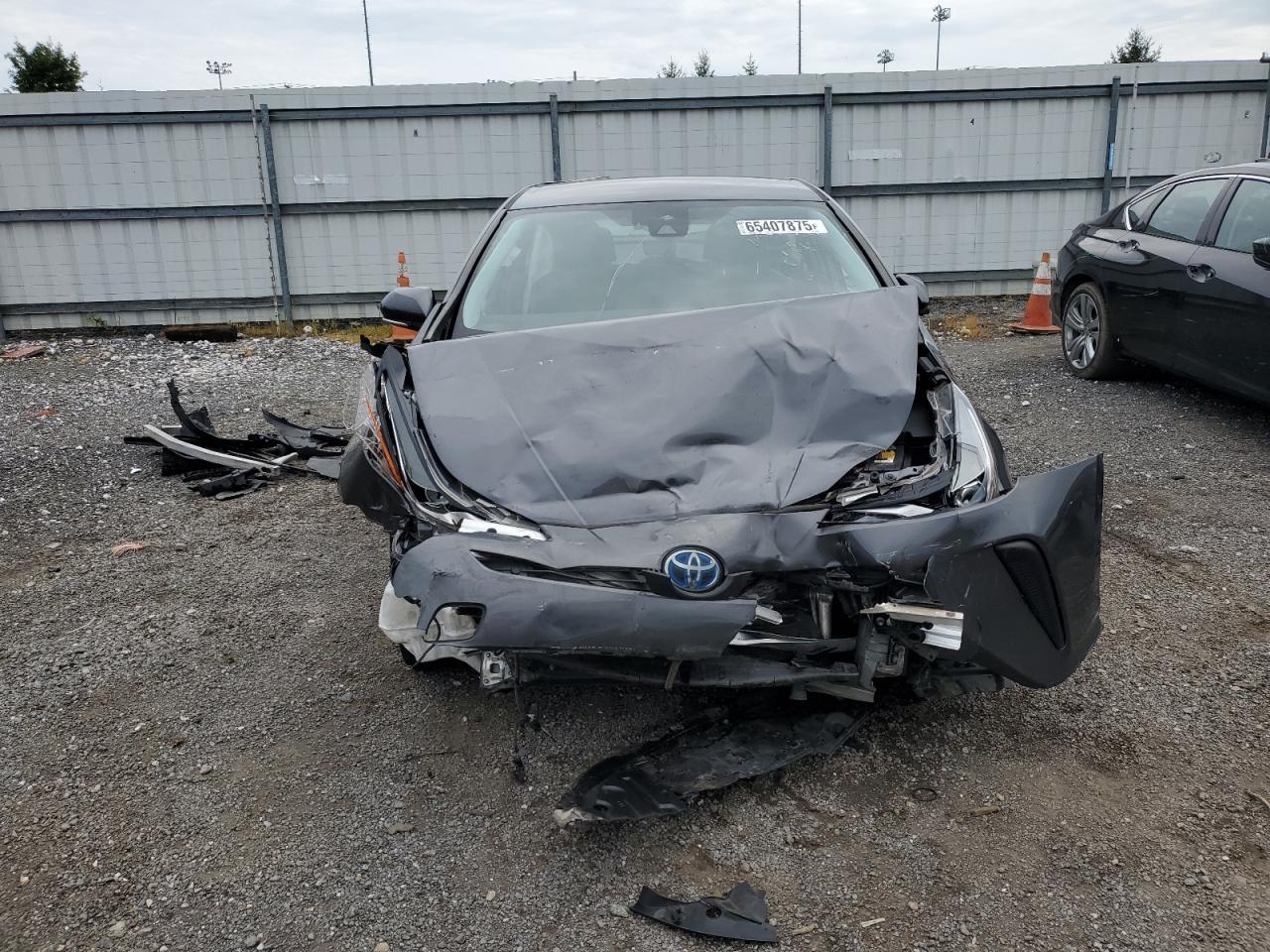 2019 Toyota Prius - Image 5