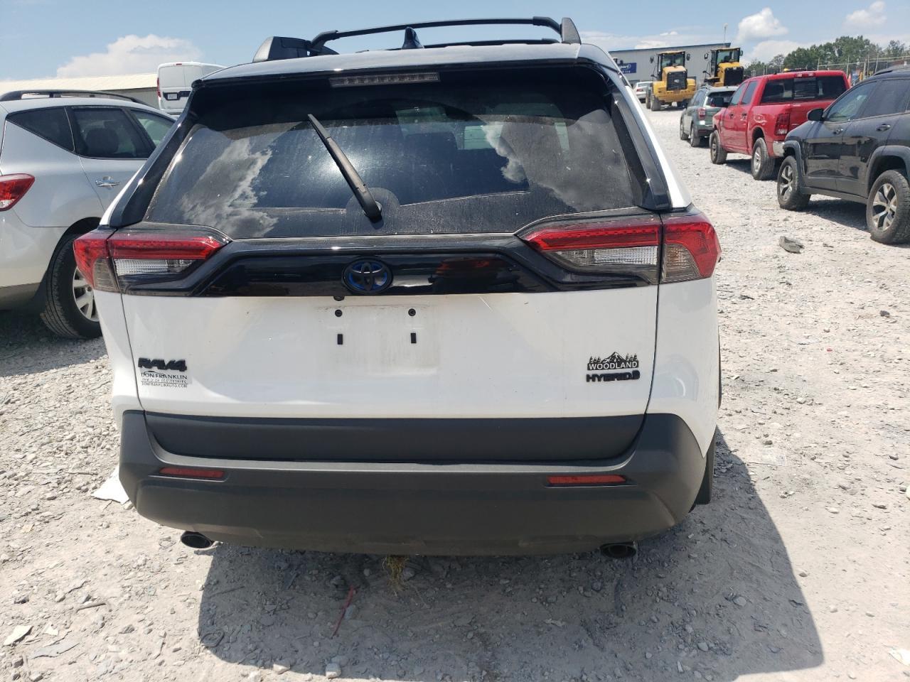 2024 Toyota Rav4 Woodland Edition - Фото 6