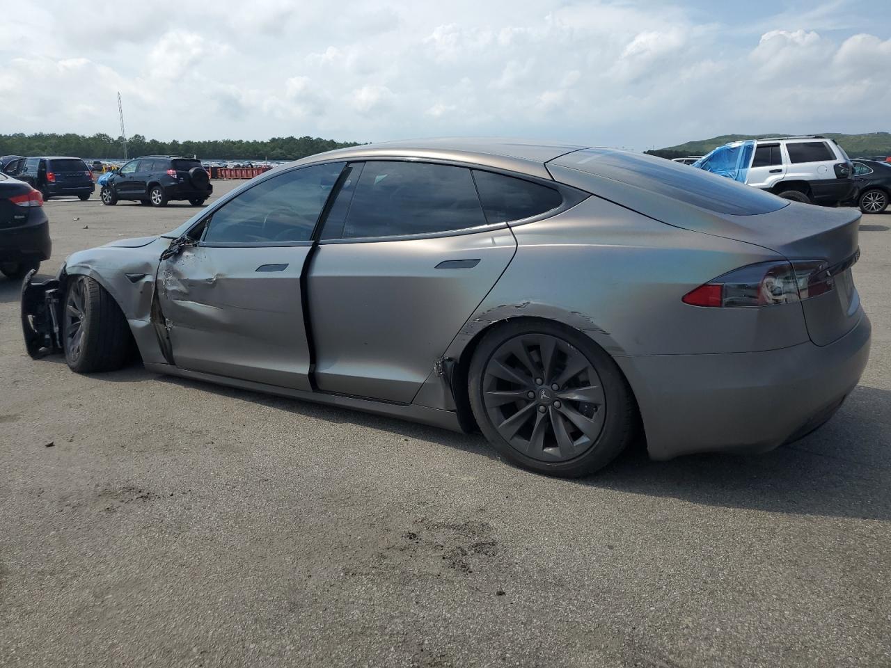 2018 Tesla Model S - Image 2