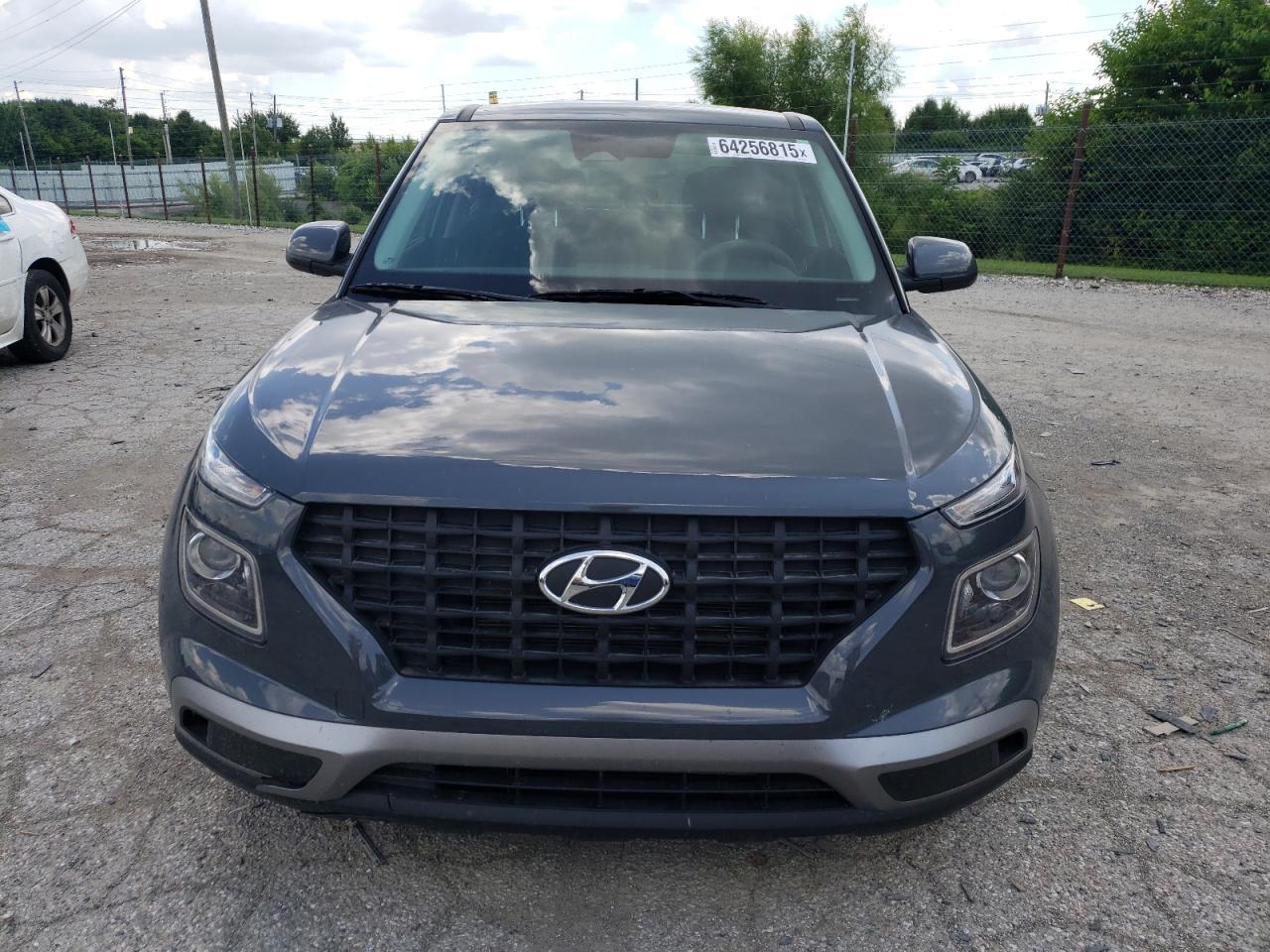 2024 Hyundai Venue Se - Image 5