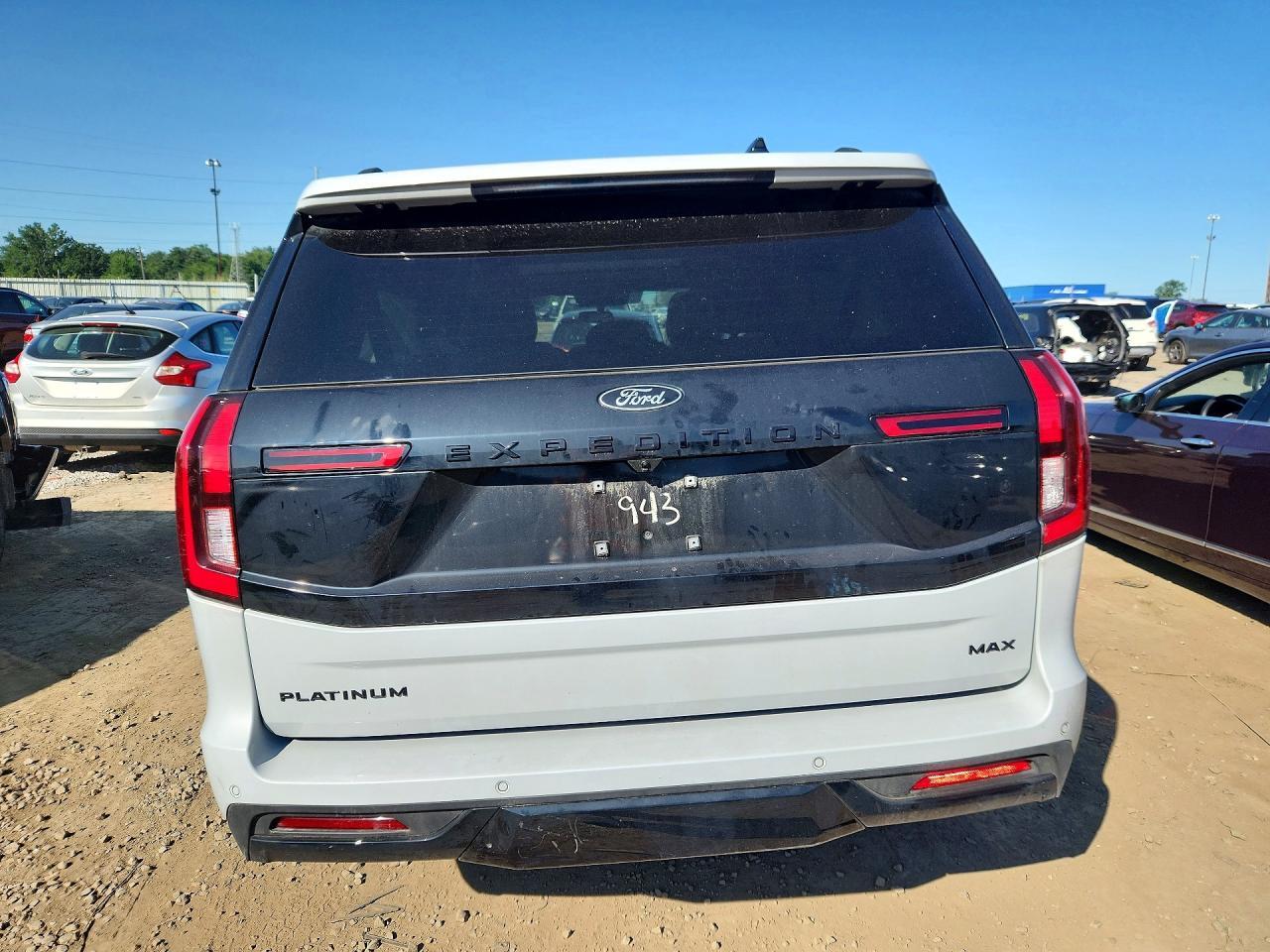 2026 Ford Expedition Max Platinum - Image 6