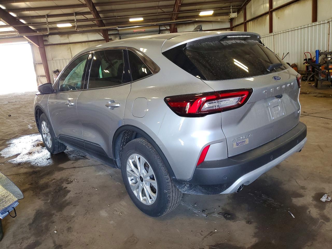 2023 Ford Escape Active - Image 2