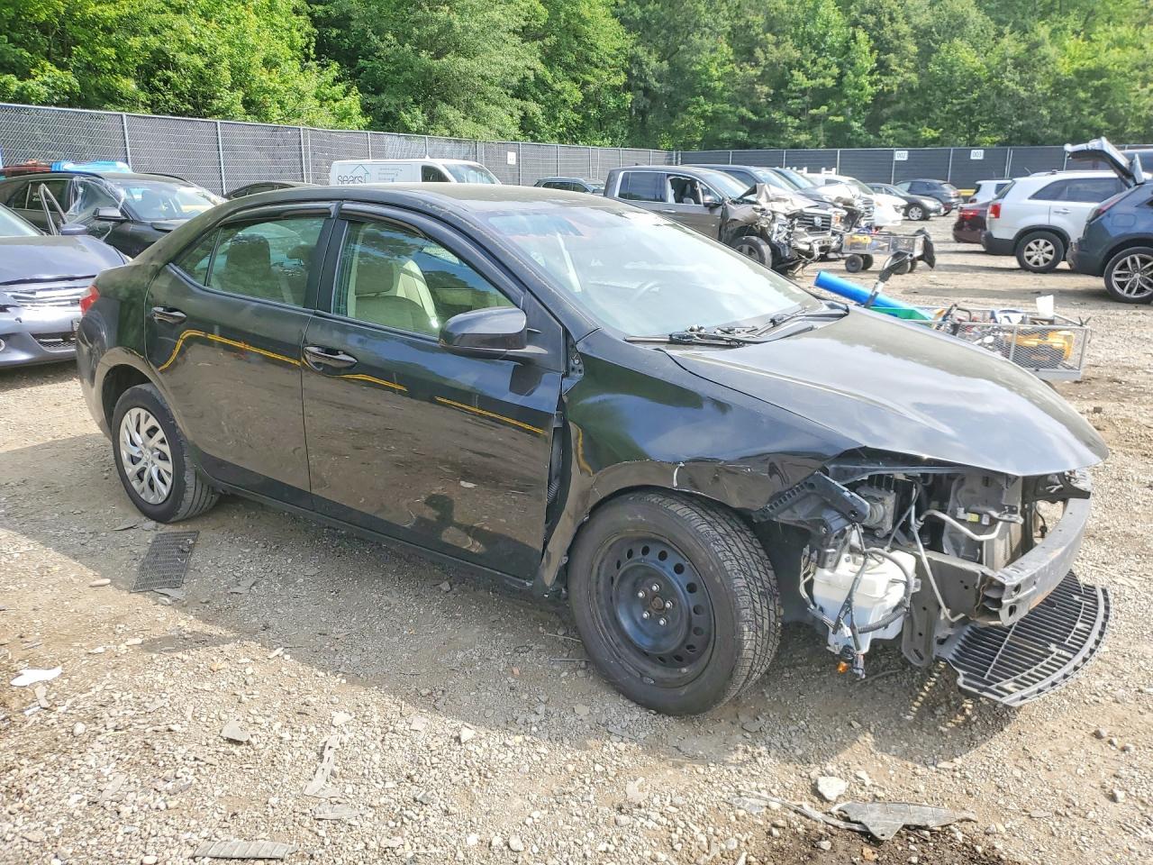 2016 Toyota Corolla Le - Image 4