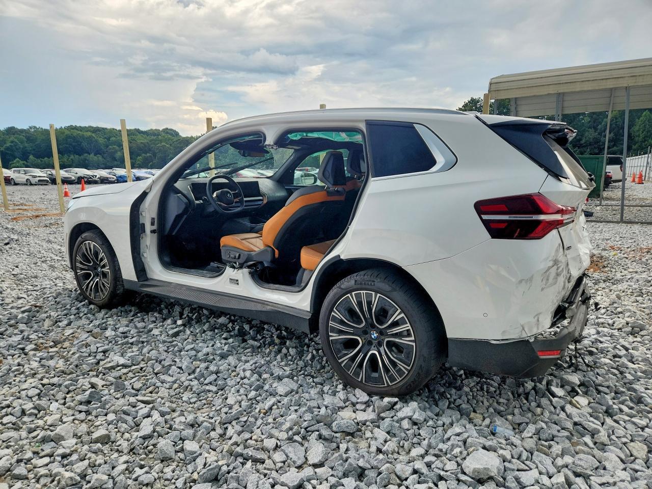 2025 BMW X3 30 xDrive - Фото 2