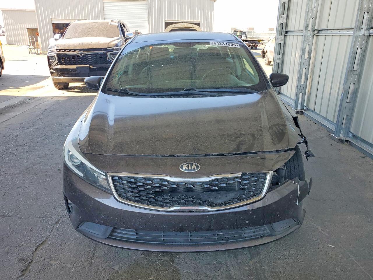 2017 Kia Forte Lx - Image 5