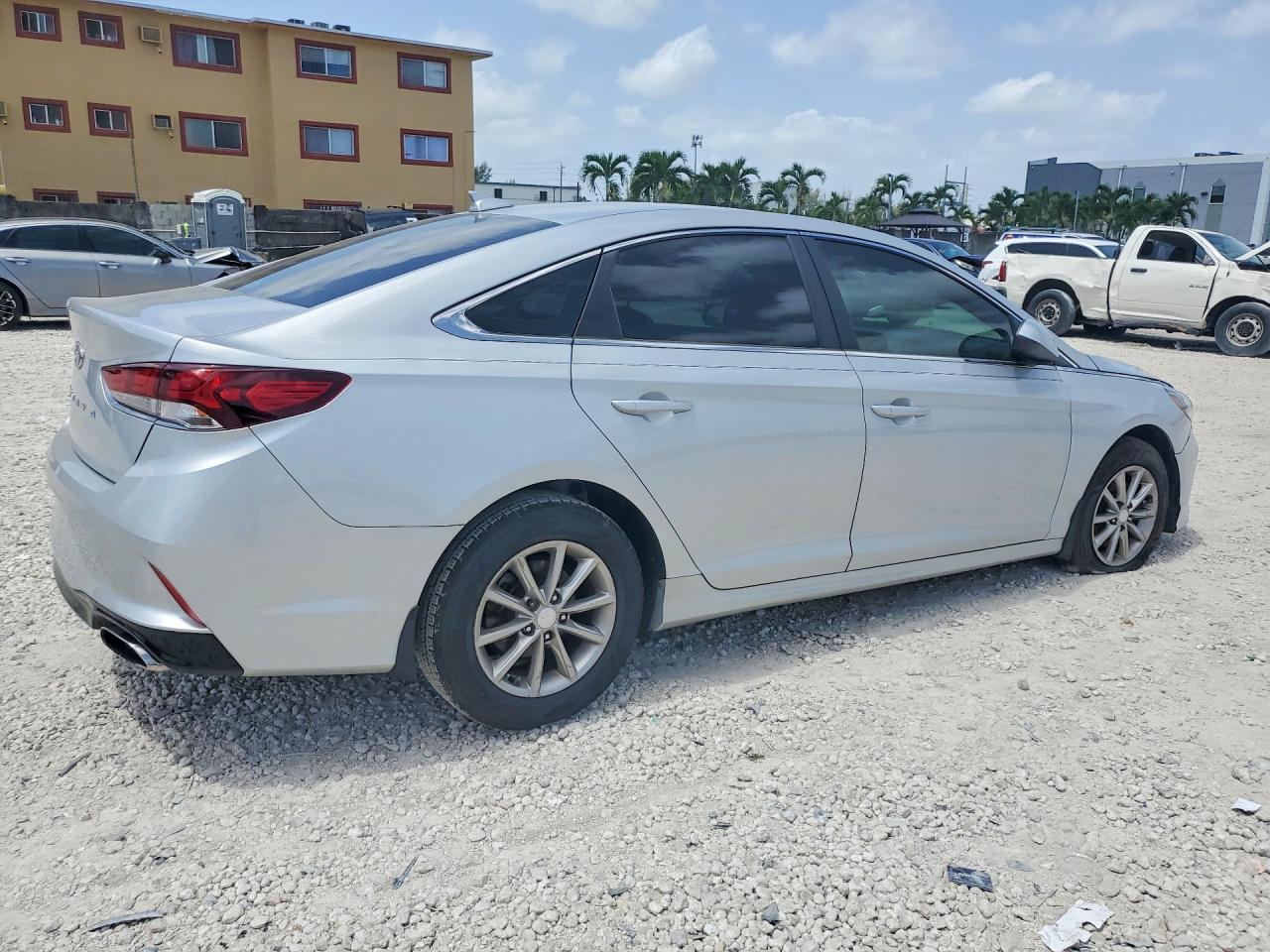 2019 Hyundai Sonata Se - Фото 3