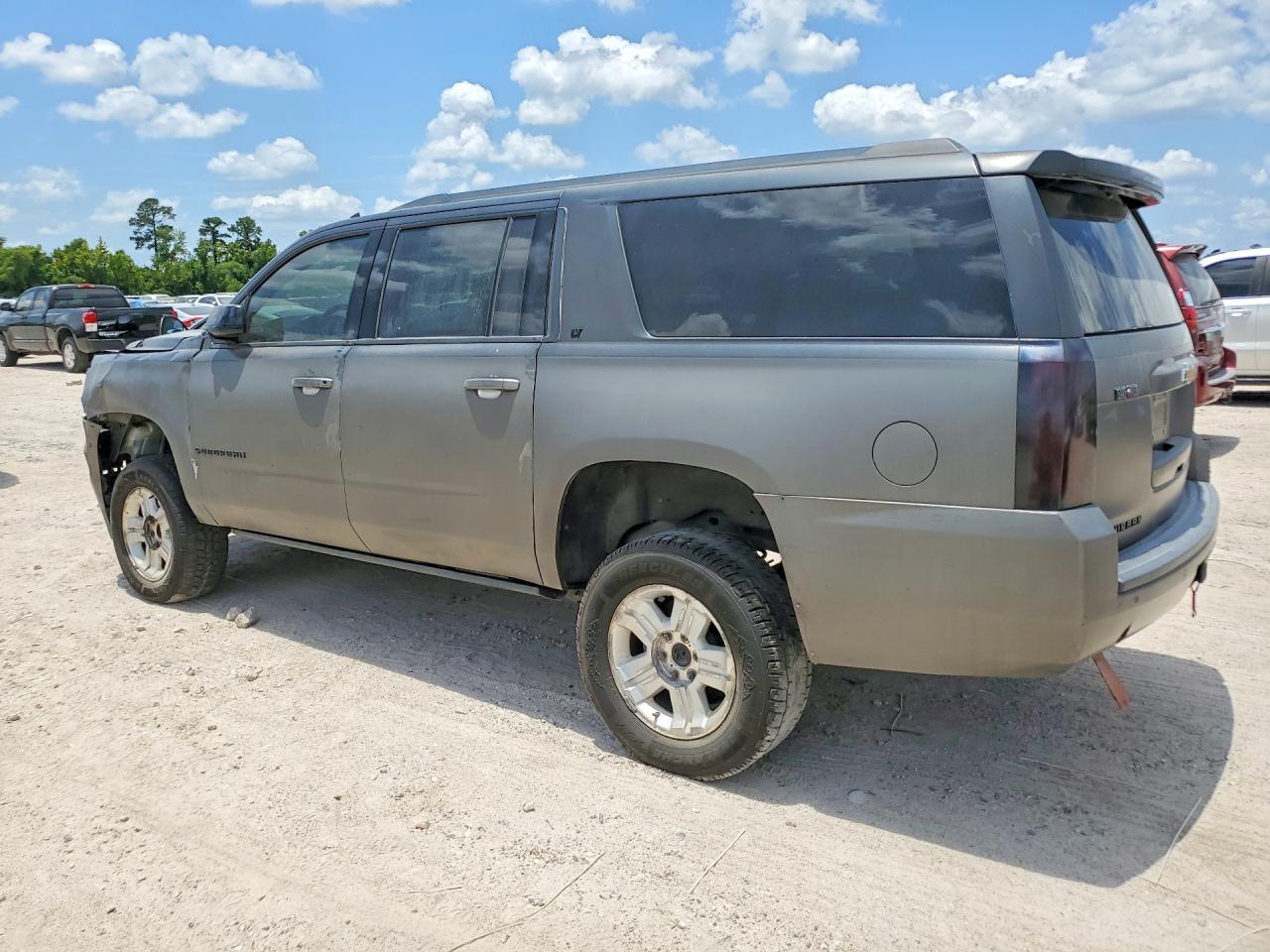 2020 Chevrolet Suburban C1500 Lt - Фото 2