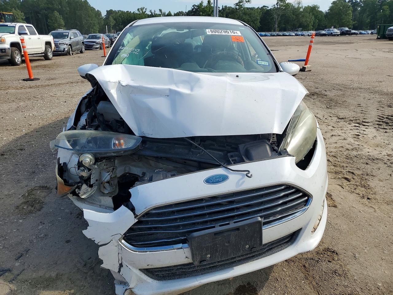 2017 Ford Fiesta Se - Фото 5