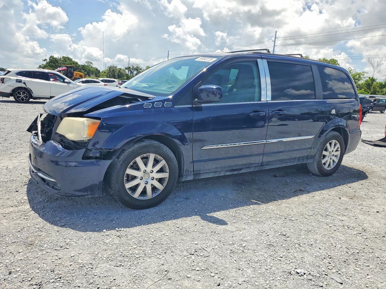 2014 Chrysler Town & Country Touring