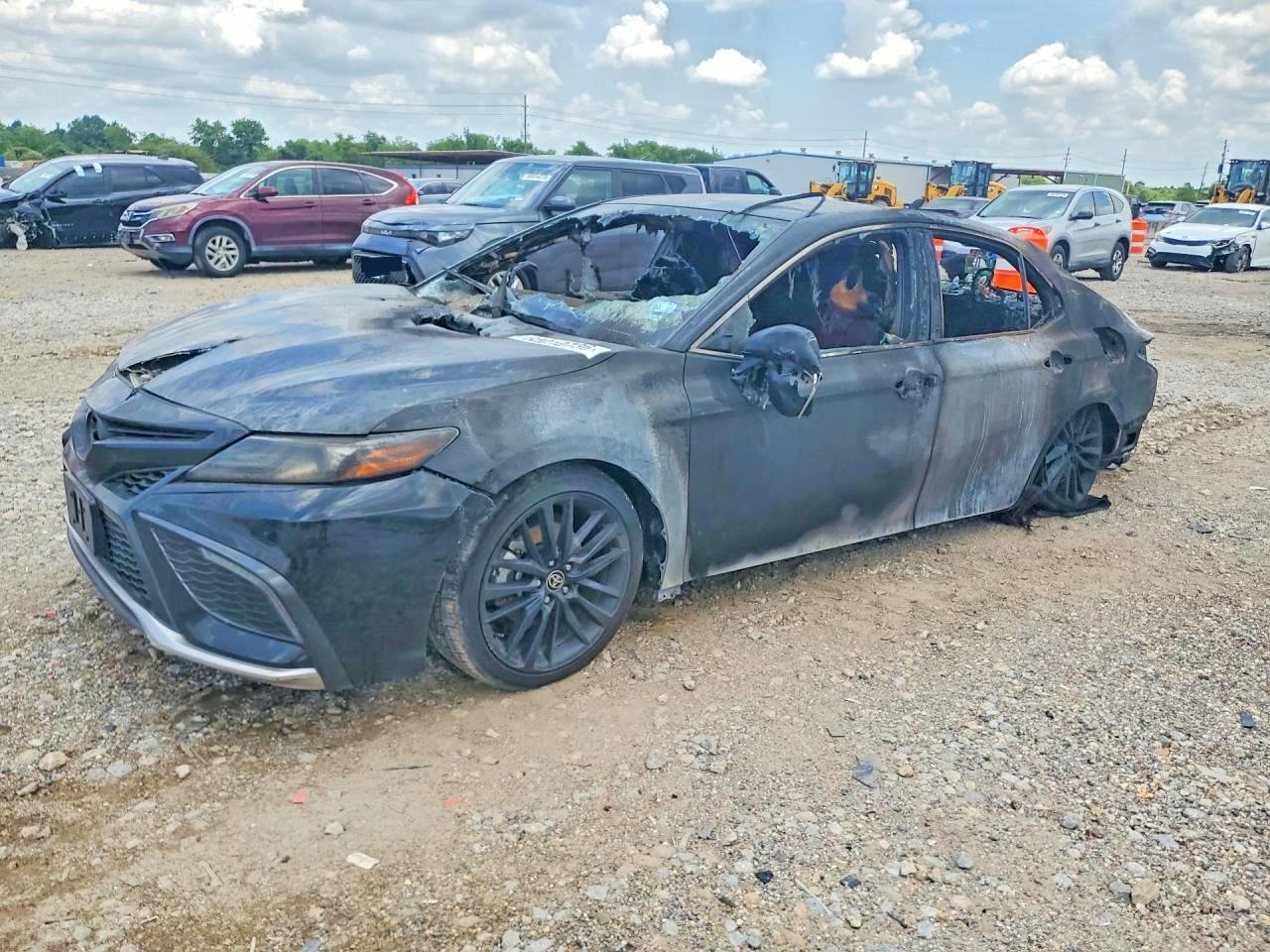 2022 Toyota Camry Xse