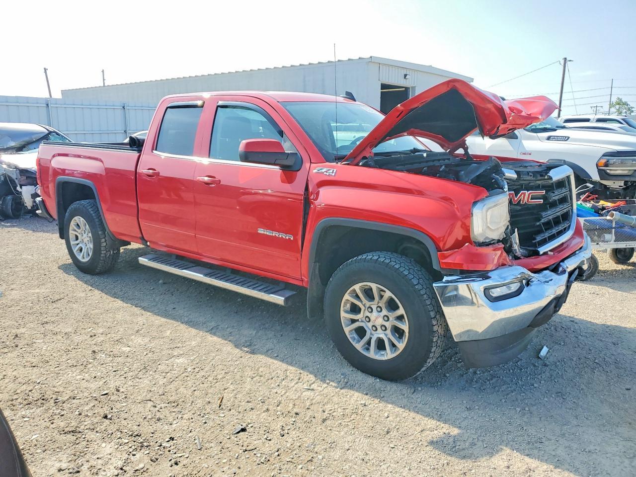 2018 GMC Sierra K1500 Sle - Image 4