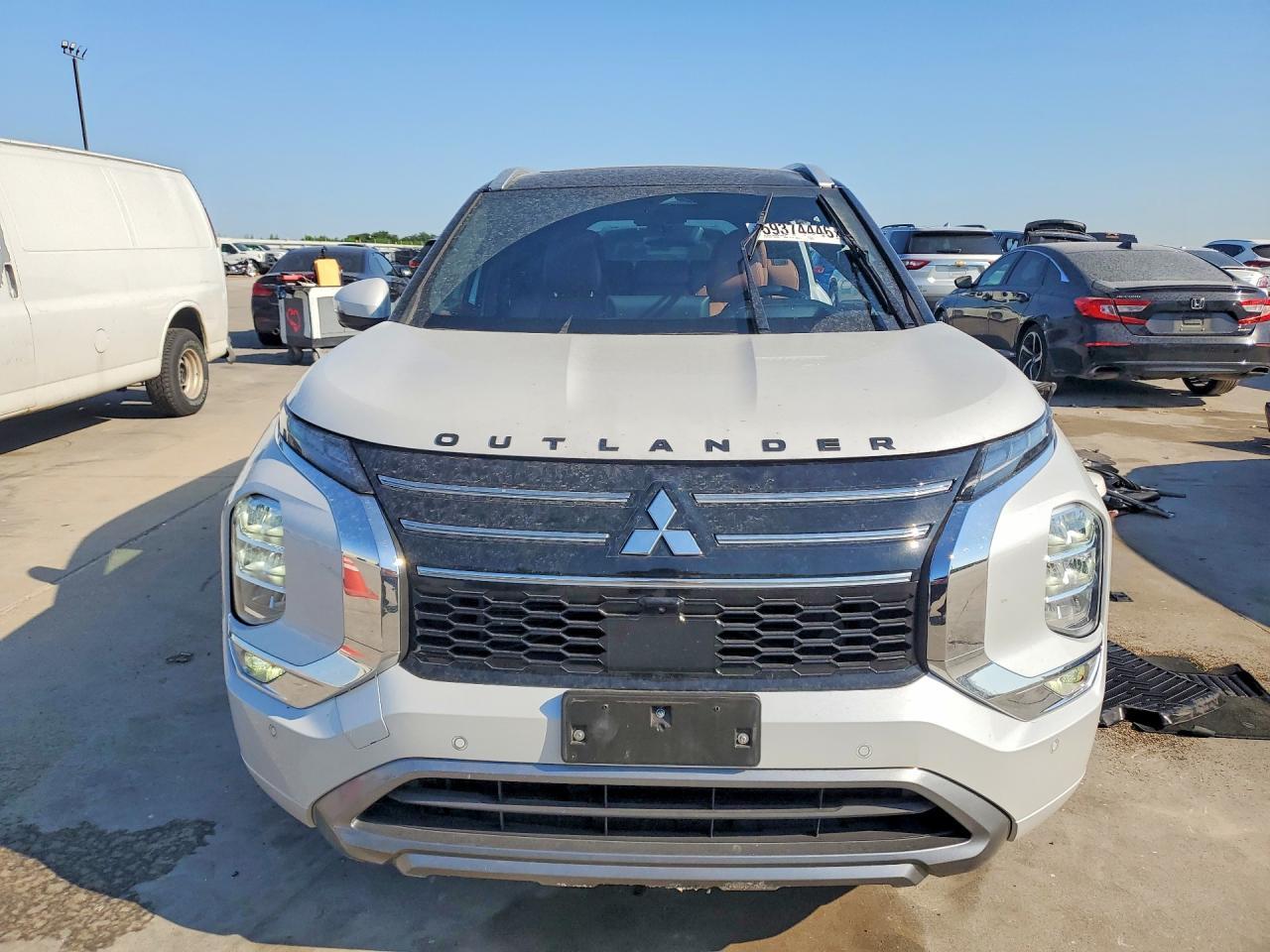 2025 Mitsubishi Outlander Sel - Фото 5
