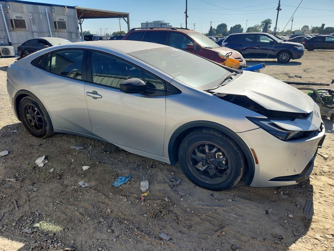 2024 Toyota Prius Le - Image 4